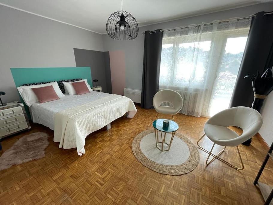 Apartment Charming Penthouse Near *