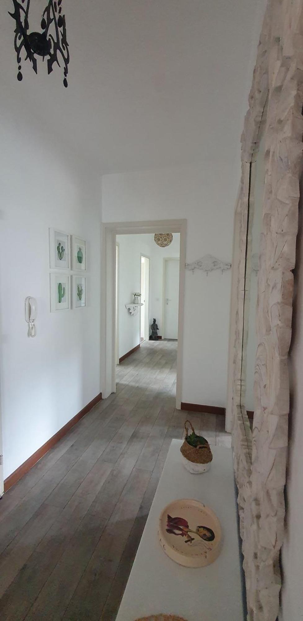 Charming Penthouse Near Apartment Chiasso