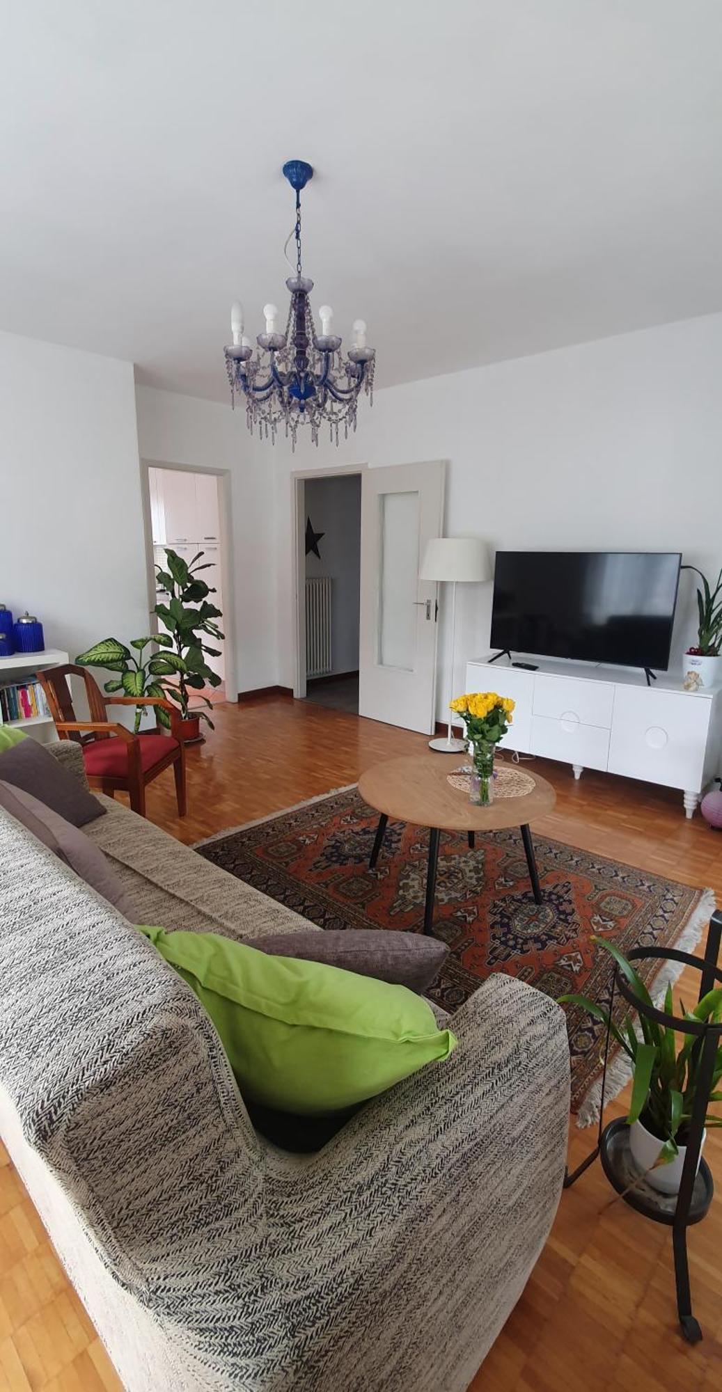 Charming Penthouse Near